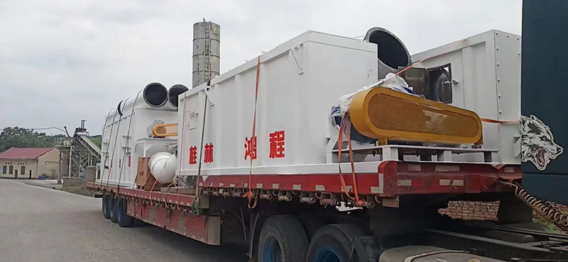 湖南某老板訂購時產(chǎn)十五噸氫氧化鈣生產(chǎn)線貨物到場剪影！