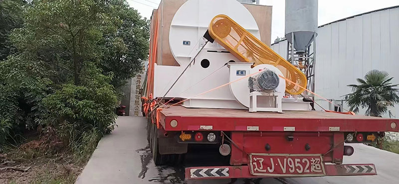 湖南某老板訂購時產(chǎn)十五噸氫氧化鈣生產(chǎn)線貨物到場剪影！