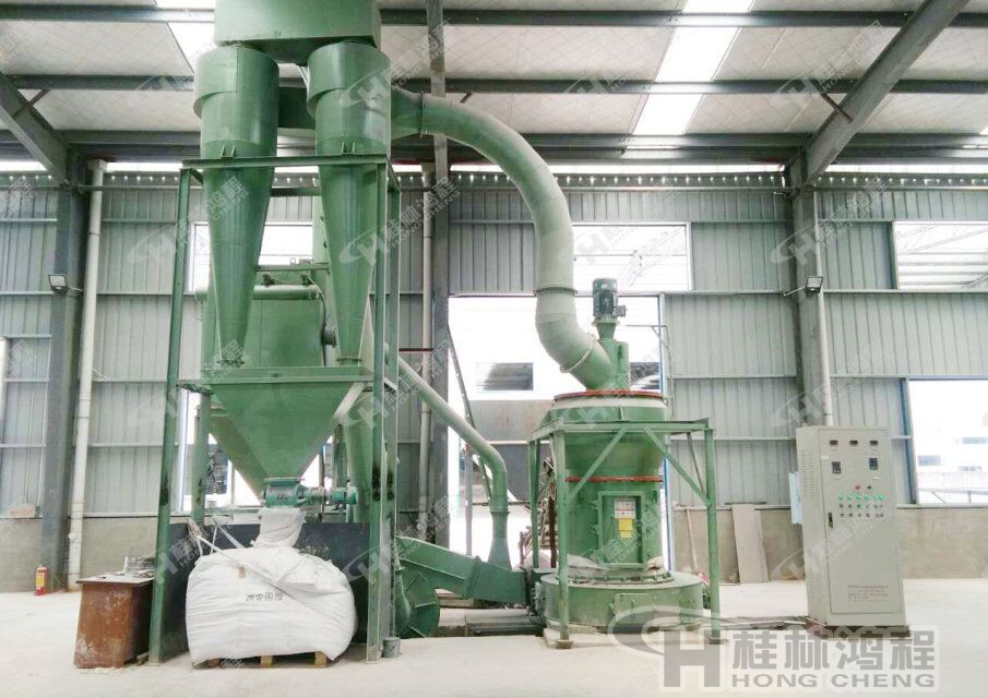桂林鴻程雜鹵石雷蒙磨粉機(jī)，雜鹵石磨機(jī)，雜鹵石磨粉機(jī)-HC系列縱擺式磨粉機(jī)環(huán)保設(shè)備