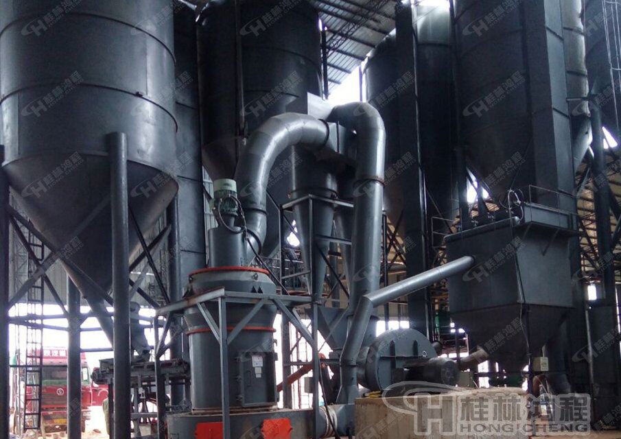 桂林鴻程新型磨粉設(shè)備，螢石雷蒙機(jī),螢石雷蒙磨,80-800目螢石雷蒙磨粉機(jī)：HCQ系列改進(jìn)型磨粉機(jī)HCQ1500