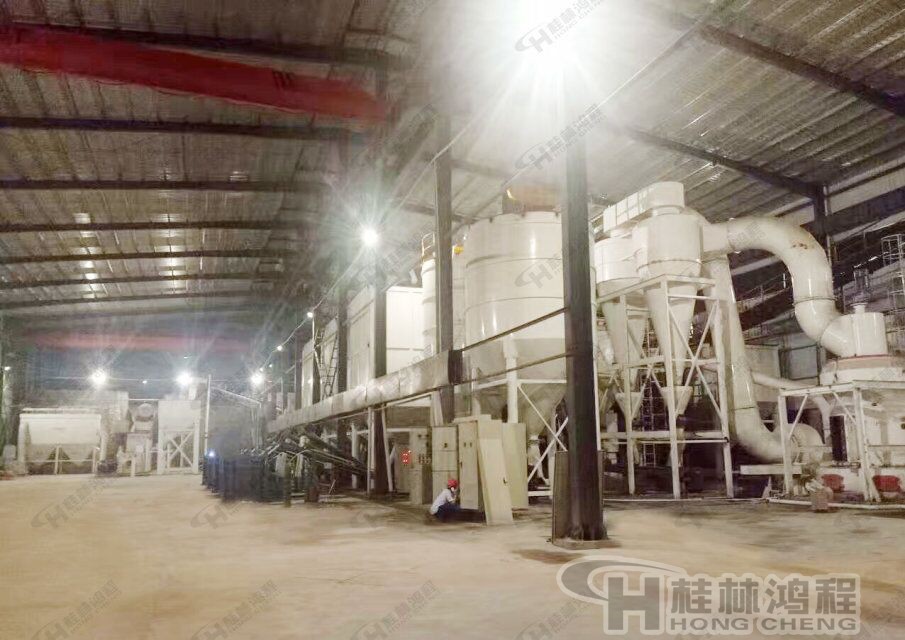 滑石粉，滑石粉碎設(shè)備，磨粉設(shè)備，磨粉機(jī)，雷蒙機(jī)