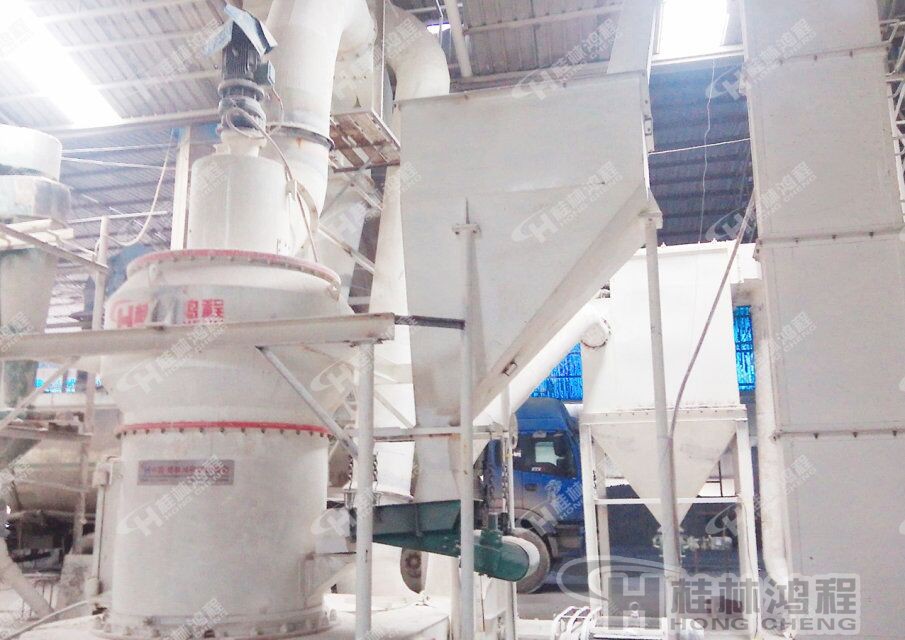 HC1300，325目錳礦石磨粉設(shè)備，錳礦石雷蒙磨粉機(jī)配置方案