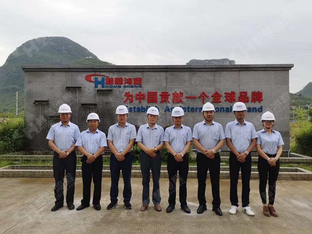 桂林鴻程機電設(shè)備有限公司廠區(qū)2#生產(chǎn)廠房開工大吉！