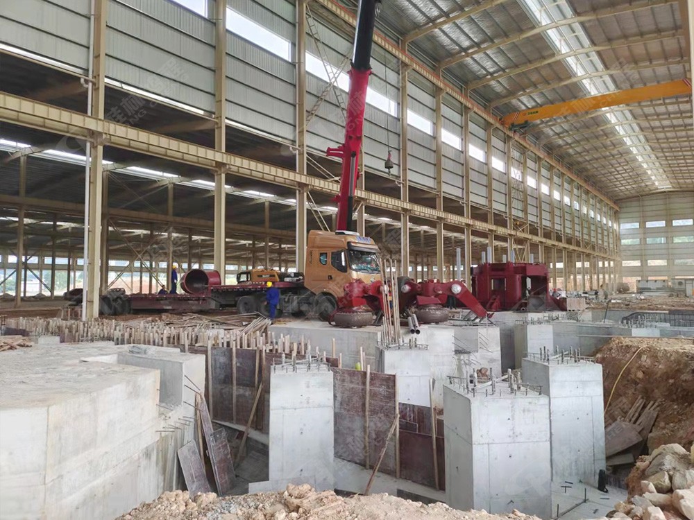 購鴻程9臺(tái)1700HLMX輥式超細(xì)立磨機(jī)！客戶信任能讓人從心底感受到掉淚的溫暖!